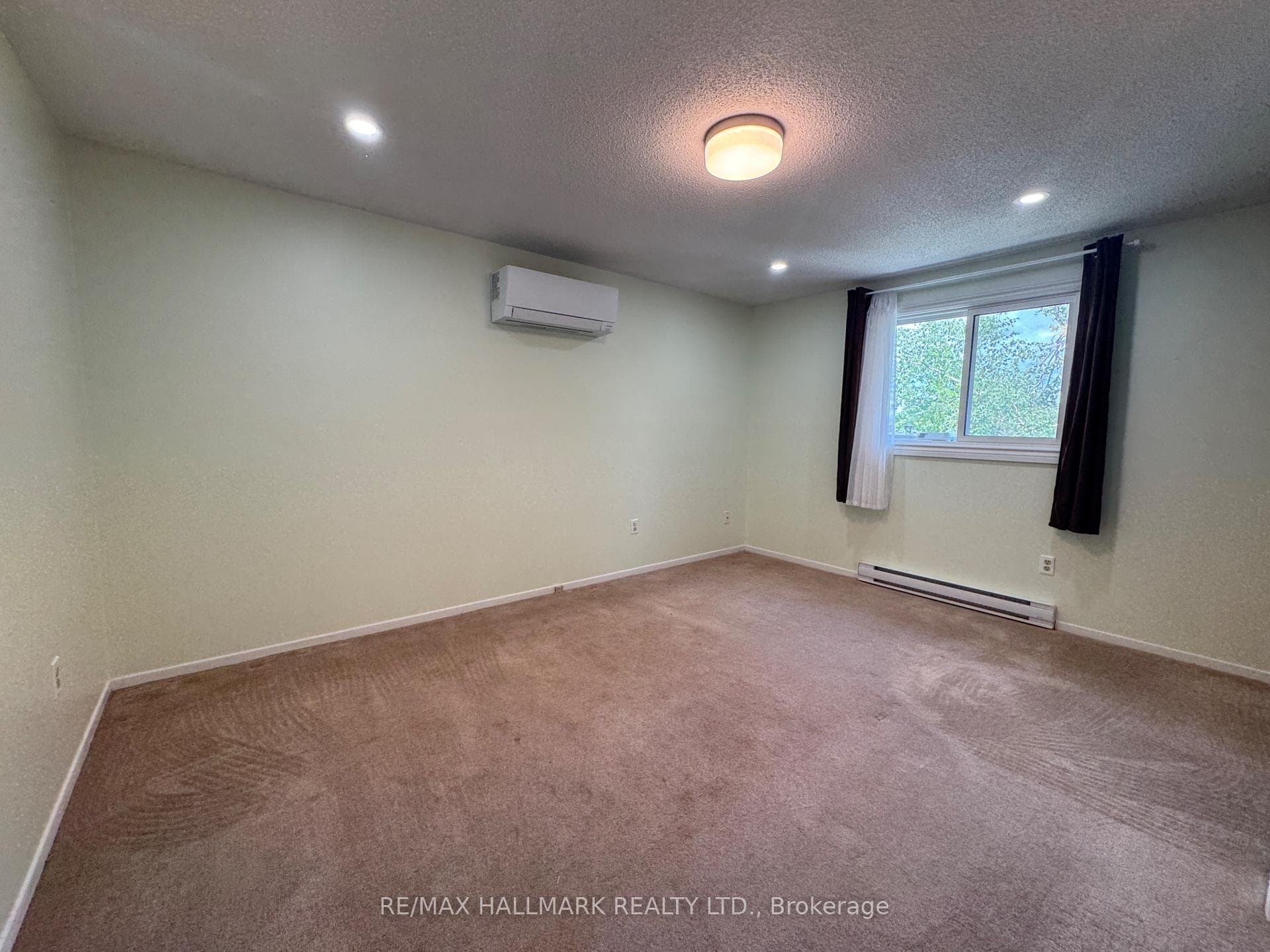 321 Sunnidale Road photo 11
