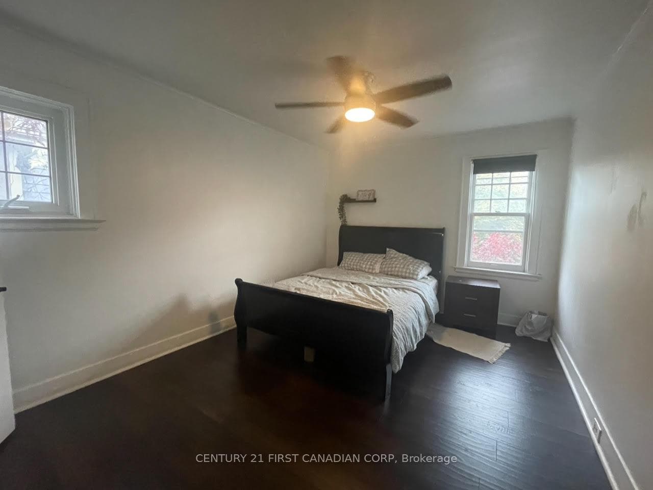 300 Huron Street photo 16