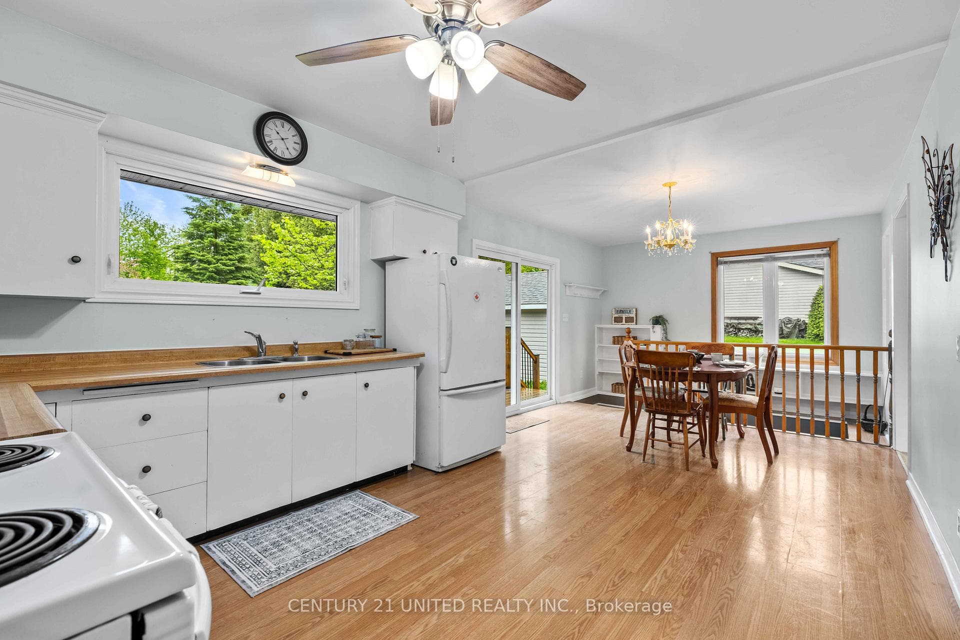 1247 Mann Road photo 11