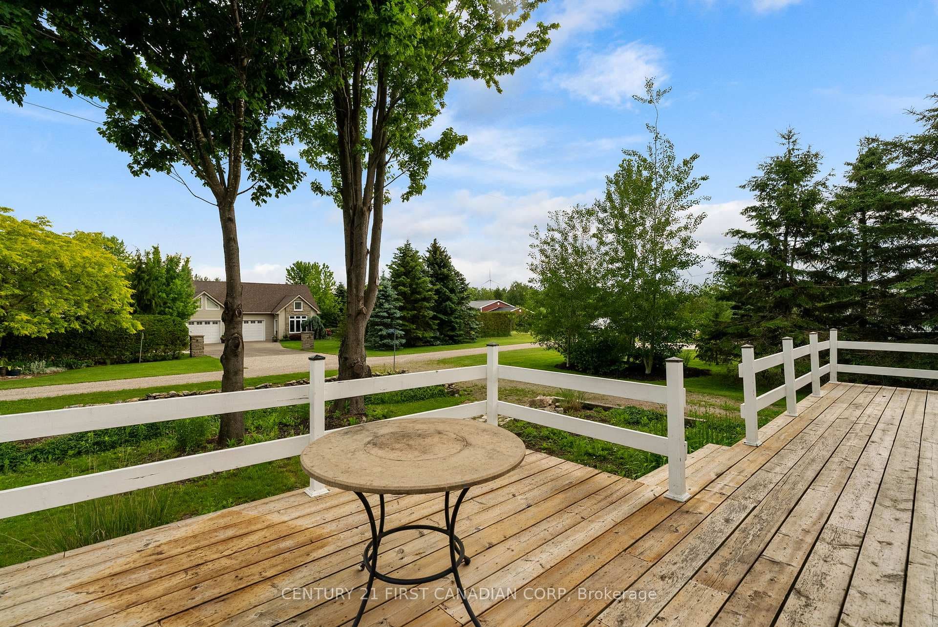 33943 Sunnyridge Road photo 3