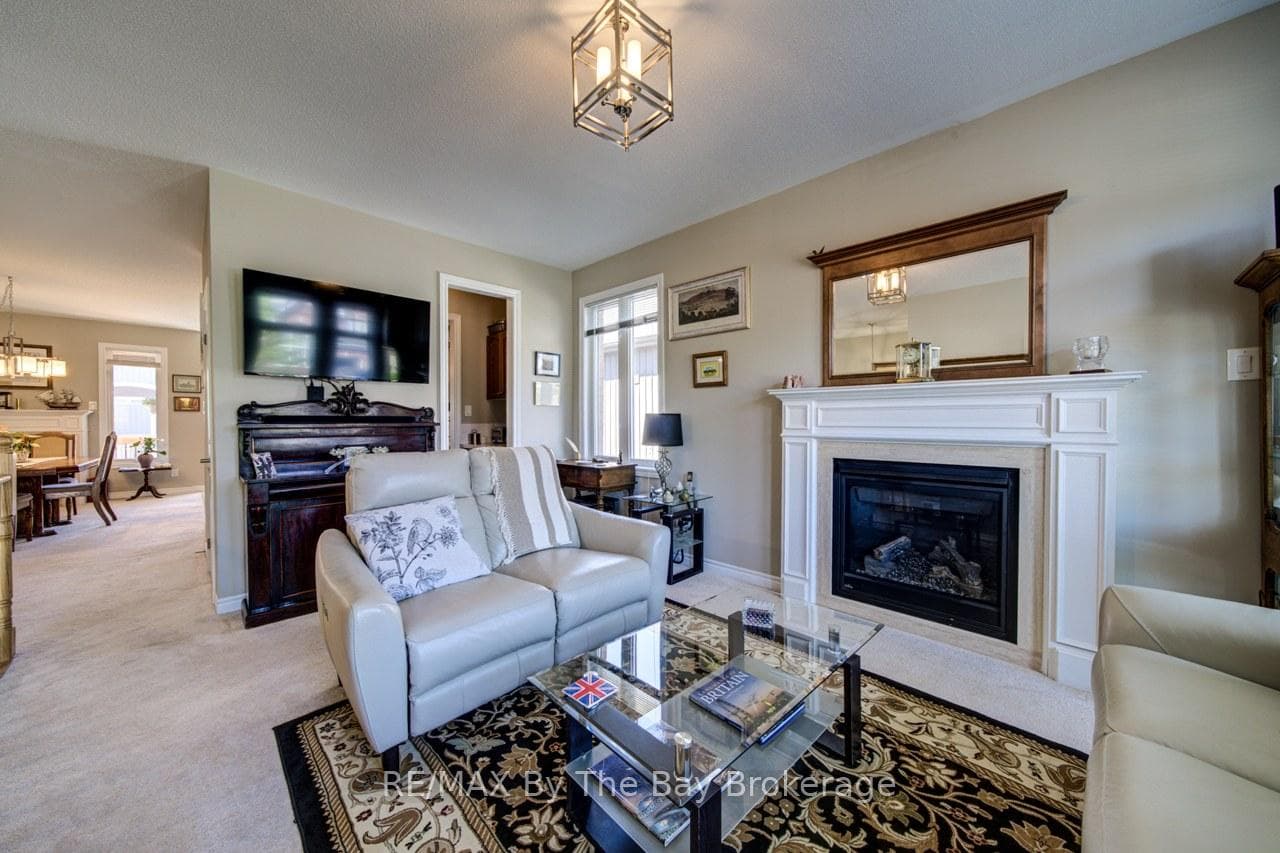100 ALLEGRA Drive photo 10