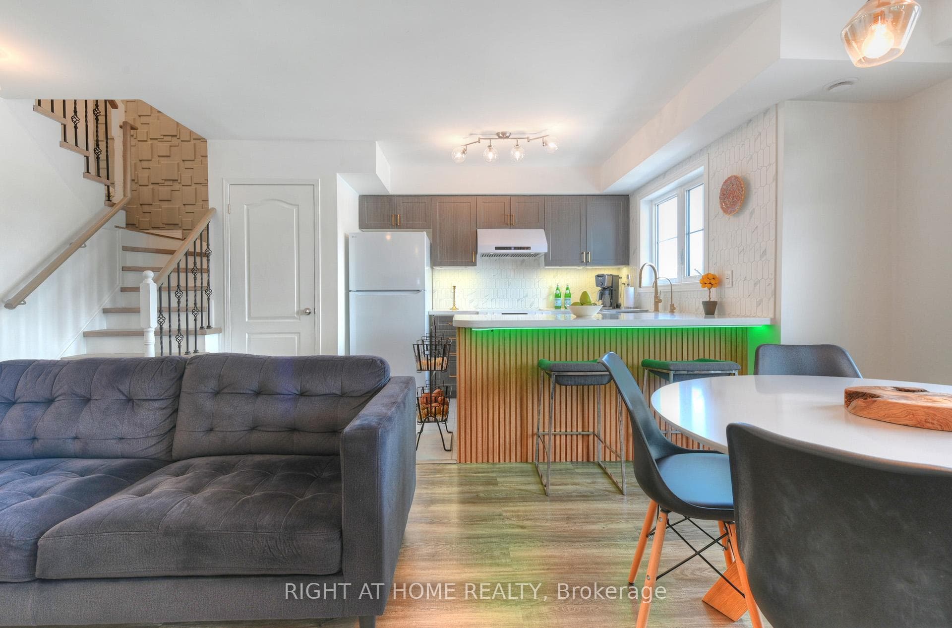 2450 Post Road Unit 14 photo 6