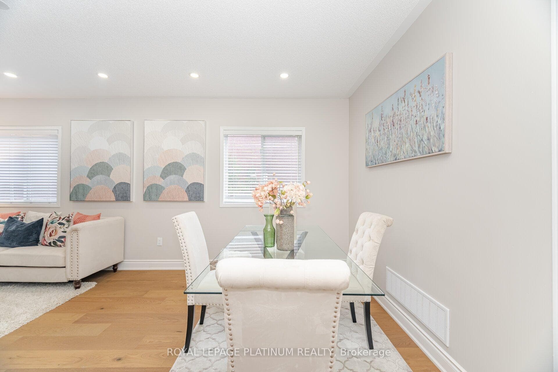 63 Culture Crescent photo 15