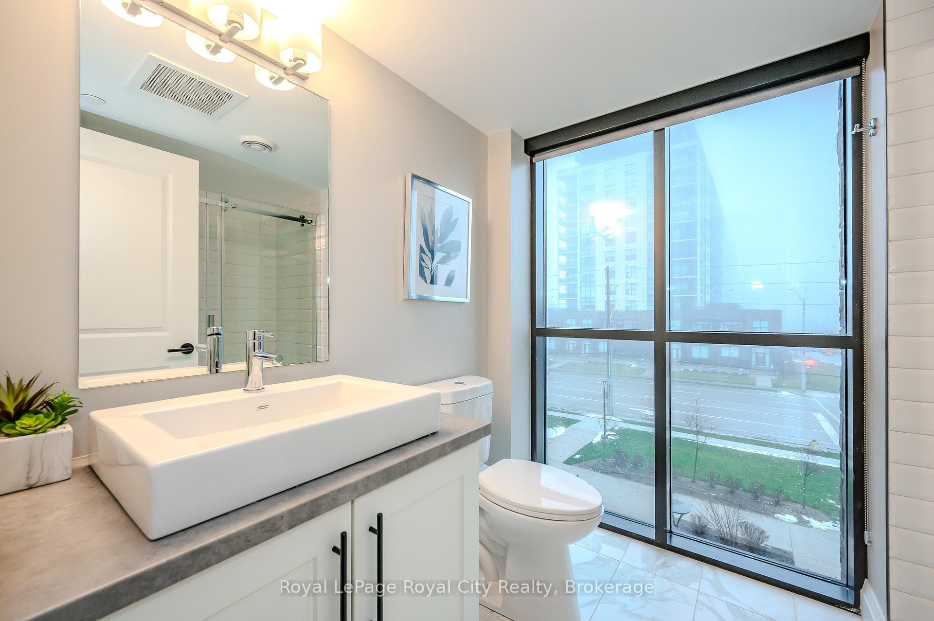 332 Gosling Gardens Unit 312 photo 29