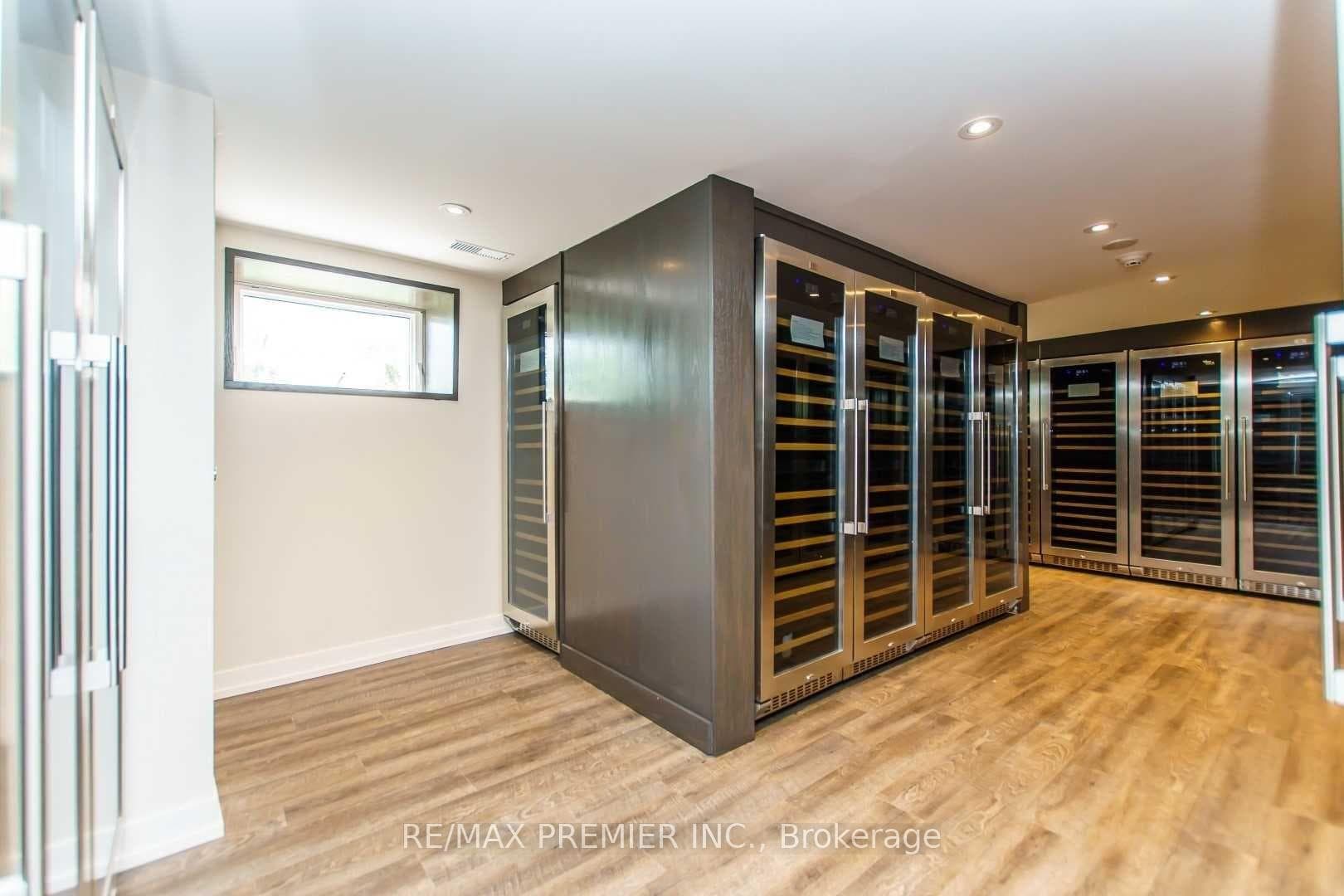 10360 Islington Avenue Unit 212 photo 12
