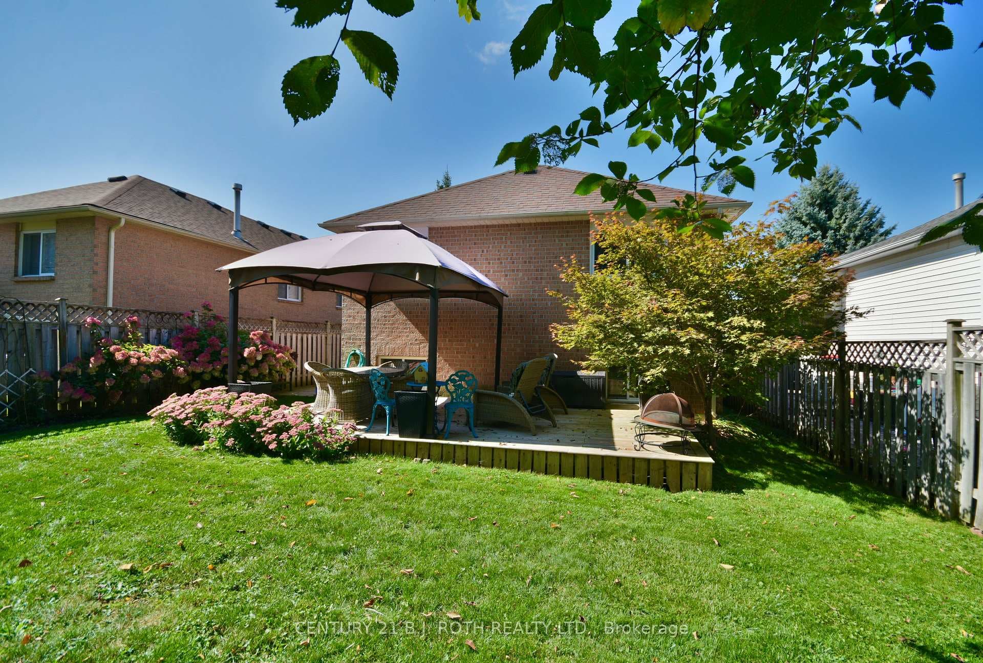 31 Harwood Drive photo 25