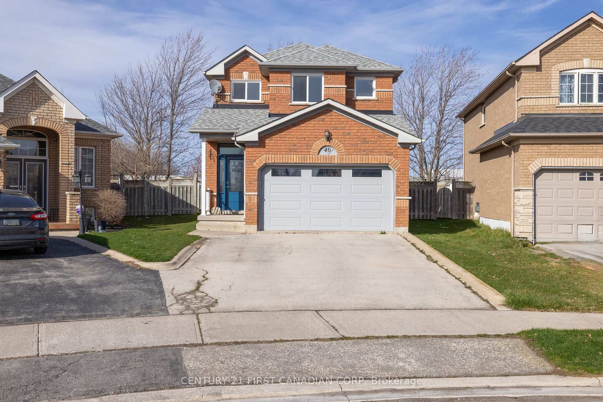 40 Prince Crescent photo 1