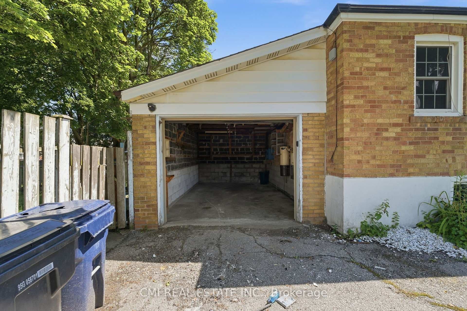 106 Flora Drive photo 40