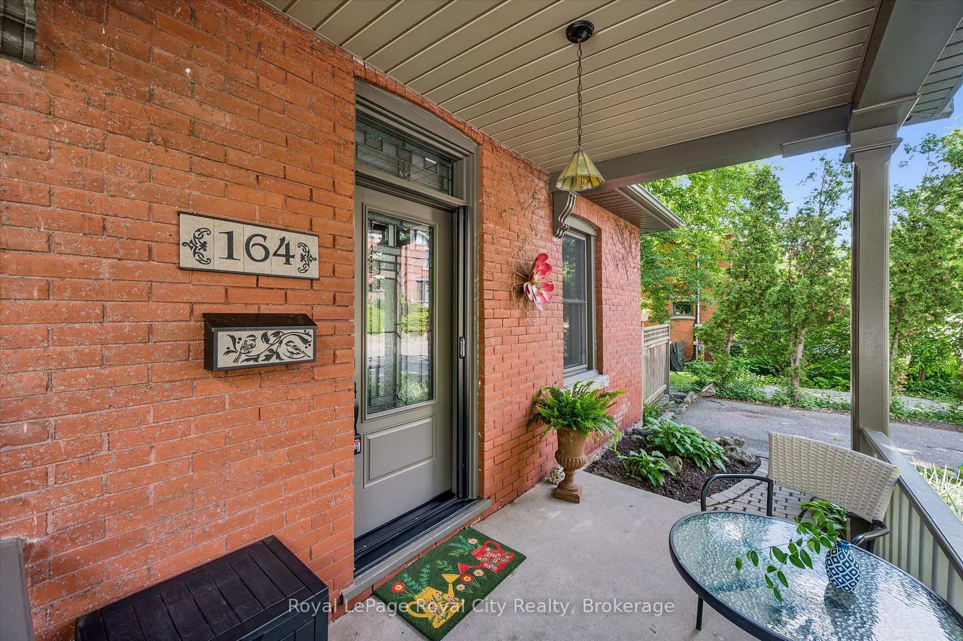 164 King Street photo 3