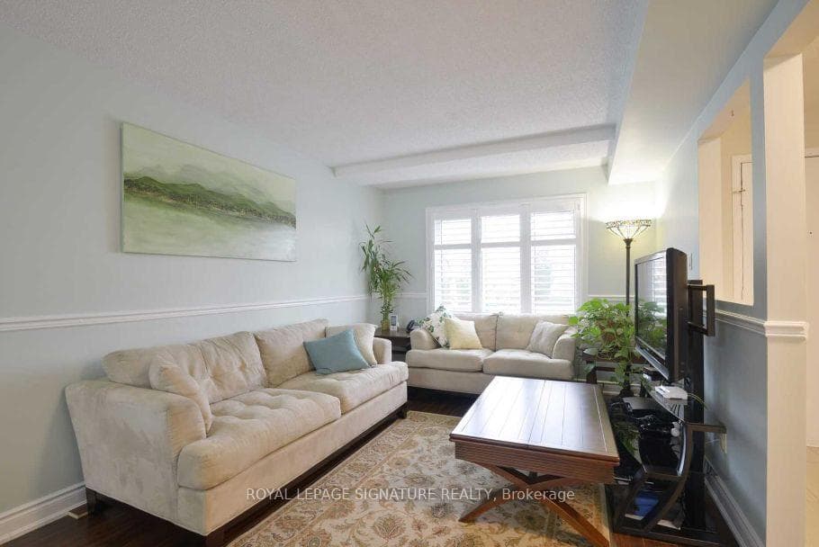 1100 Beechnut Road photo 3