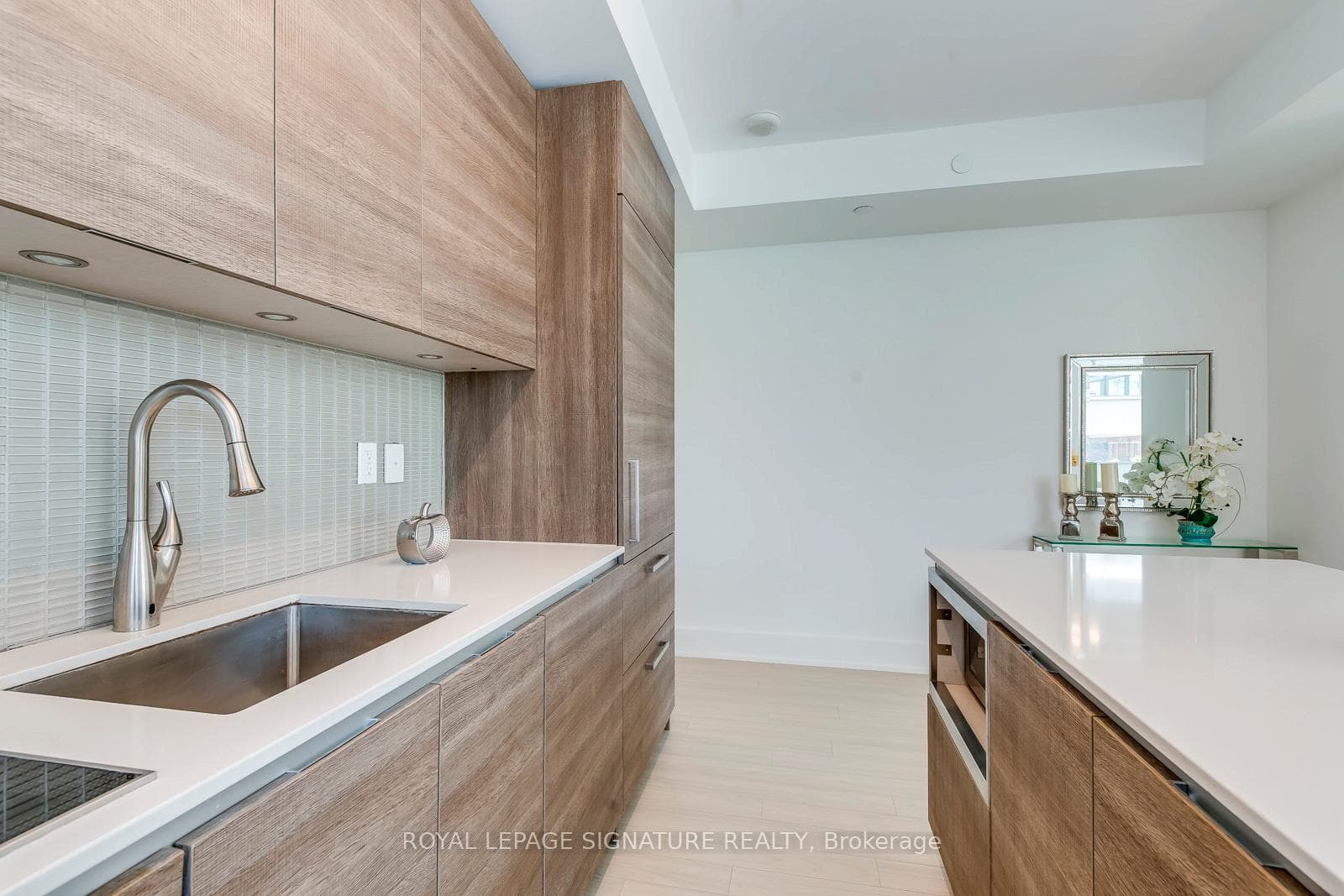 200 Bloor Street Unit 401 photo 12