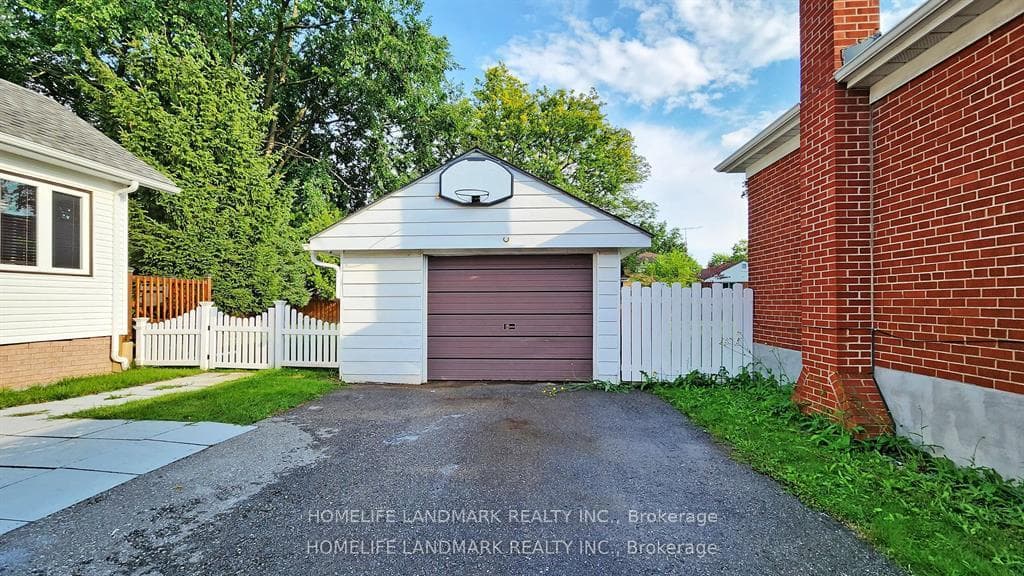 21 Pleasant Avenue photo 31