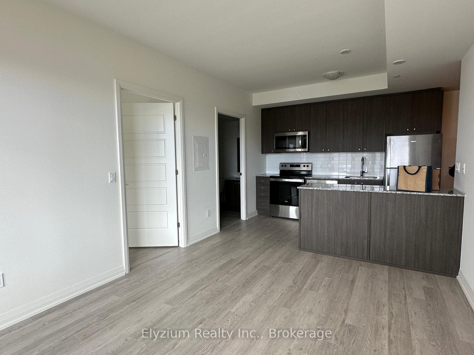 3006 William Cutmore Boulevard Unit 207 photo 9