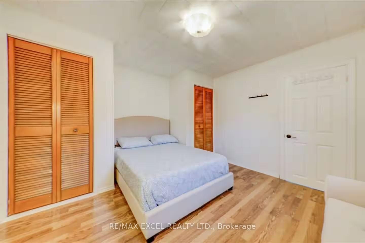 34 Hargrave Road photo 16