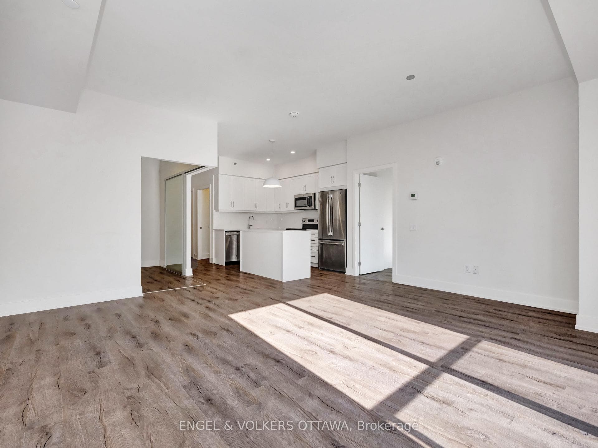 280 Crichton Street Unit 108 photo 11