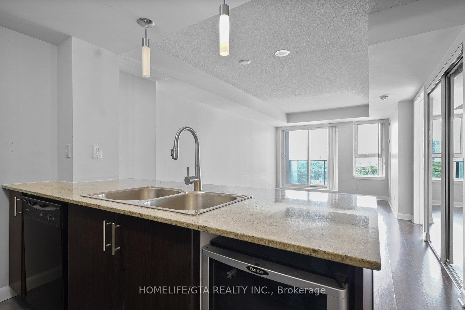 190 Borough Drive Unit 1509 photo 2