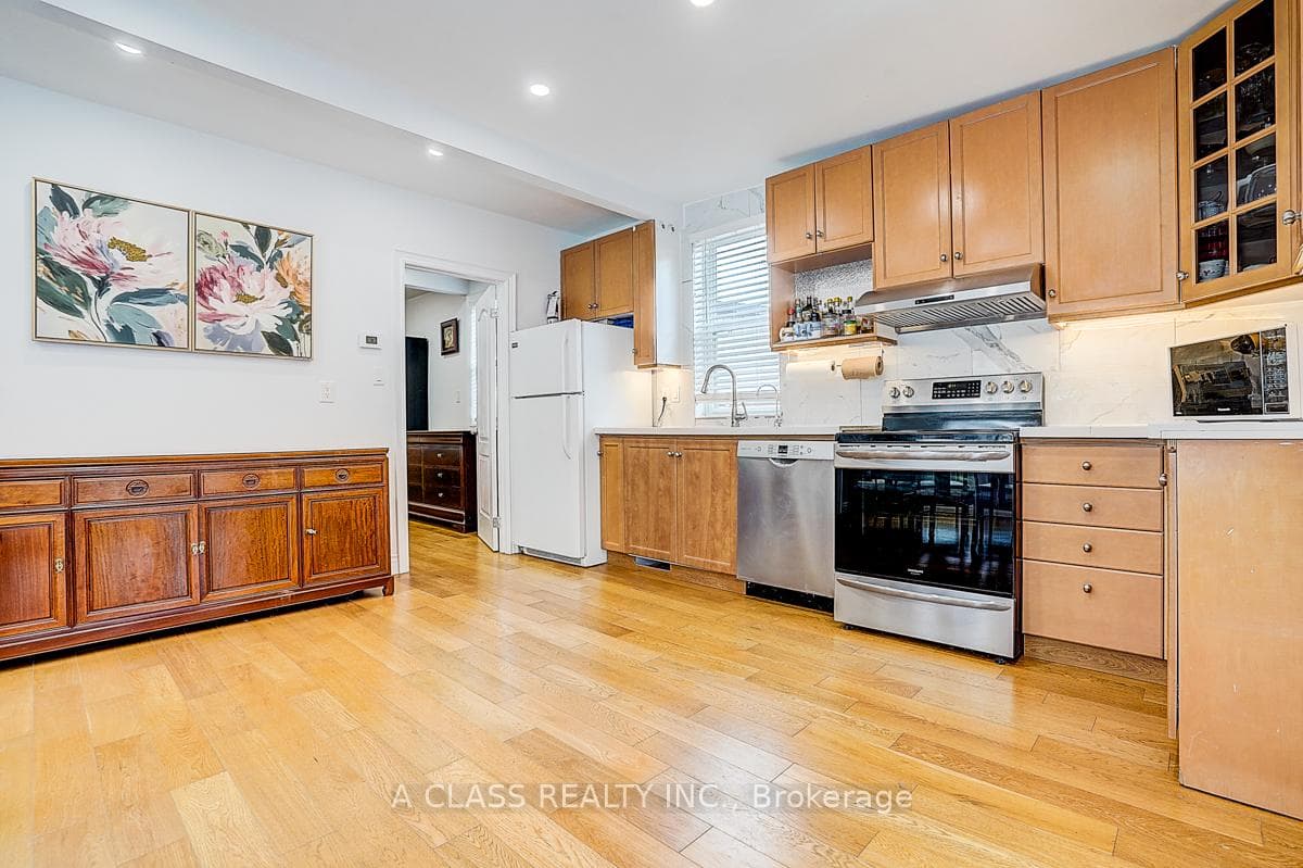 298 Annshiela Drive photo 31