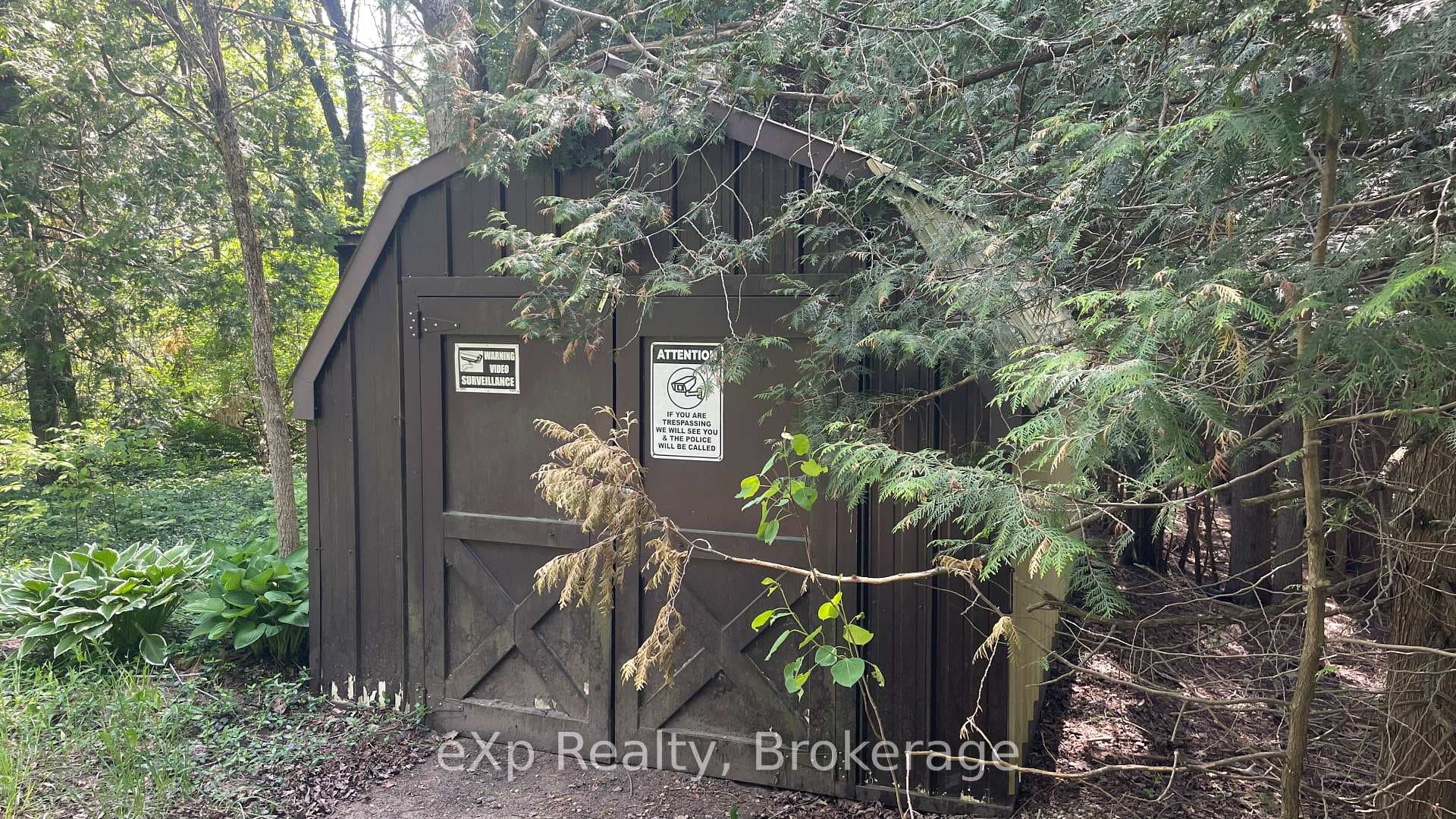 45 7th Avenue photo 12