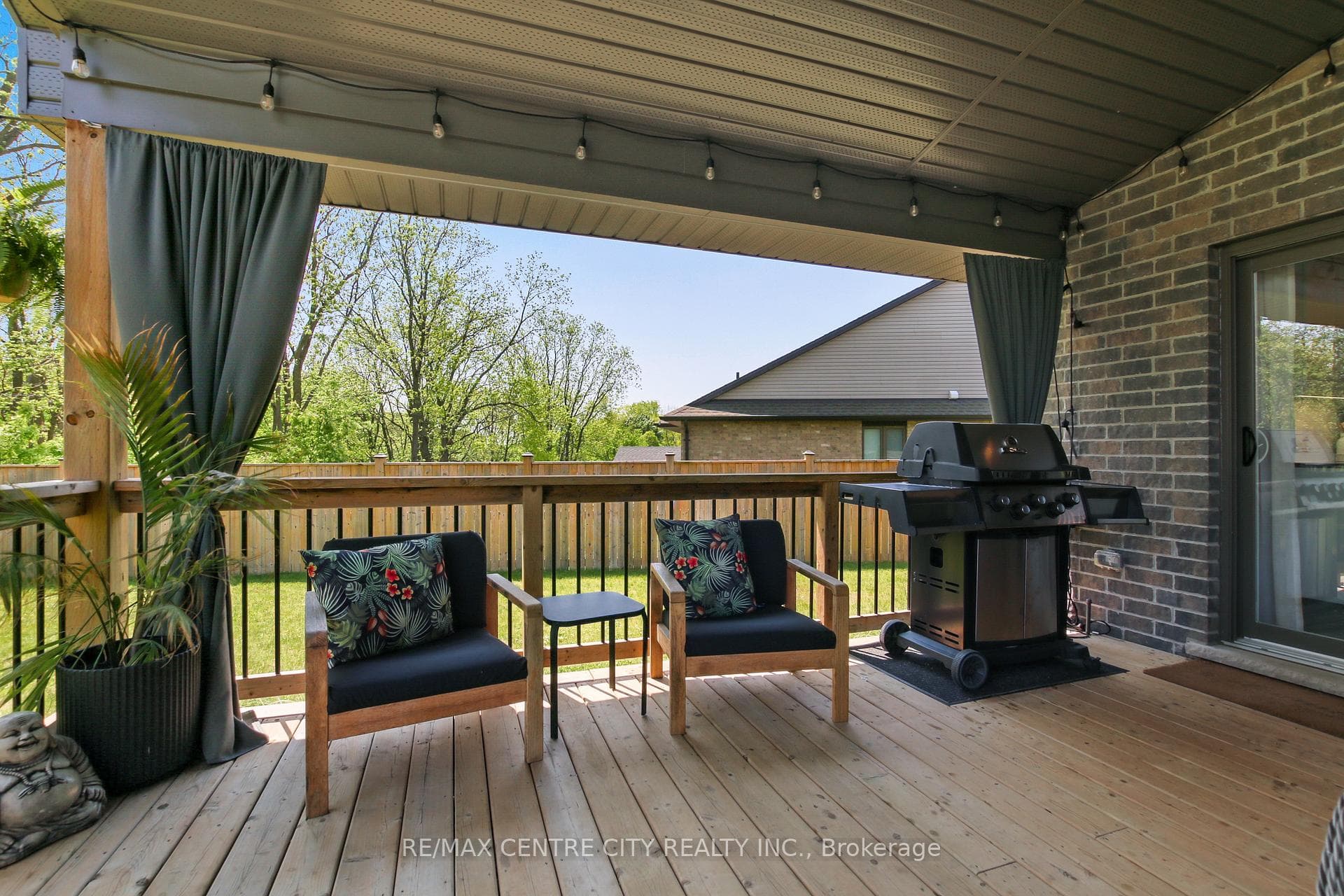 12 LINCOLN'S COVE N/A photo 33