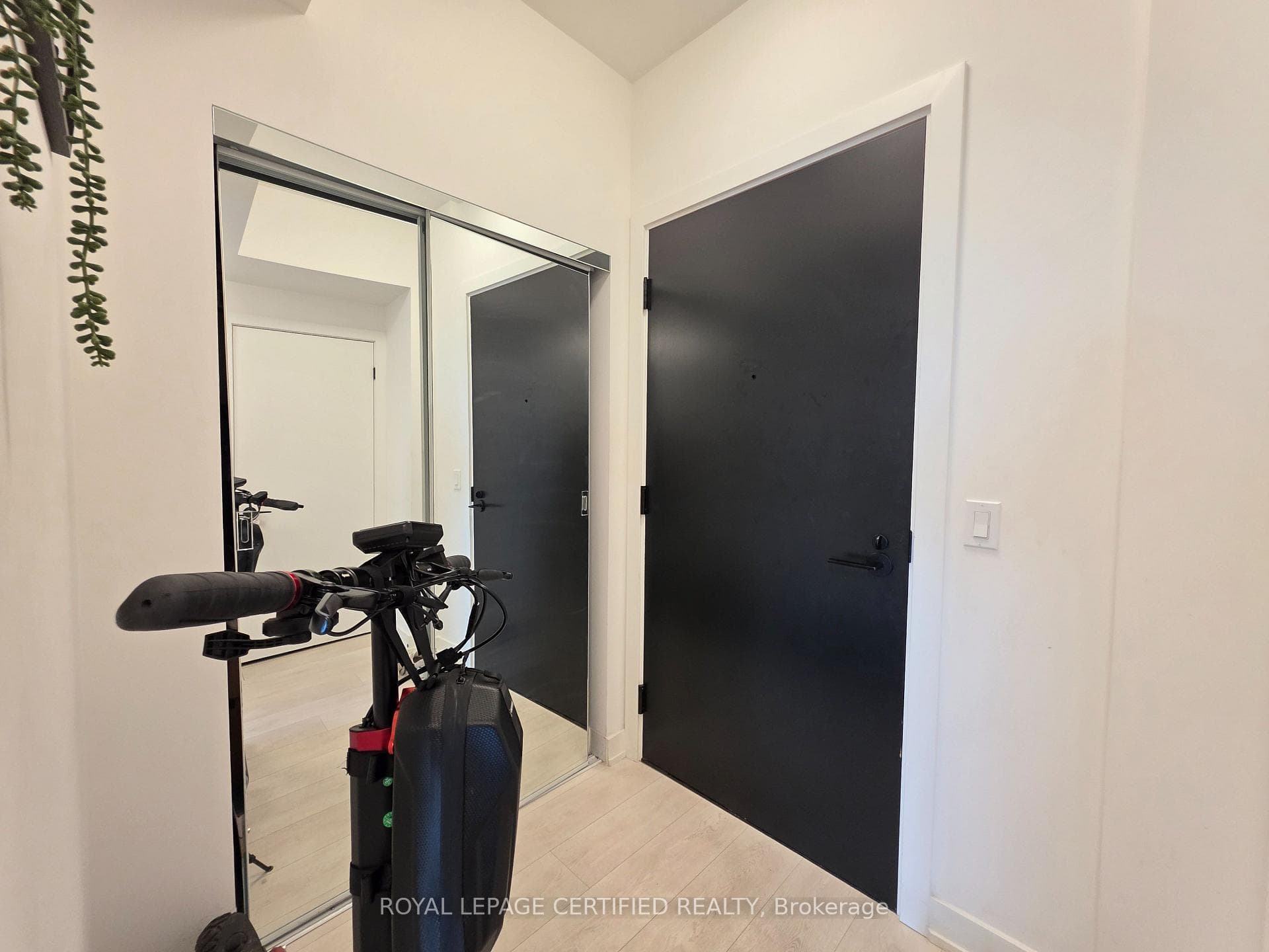 127 BROADWAY Avenue Unit 1701 photo 12