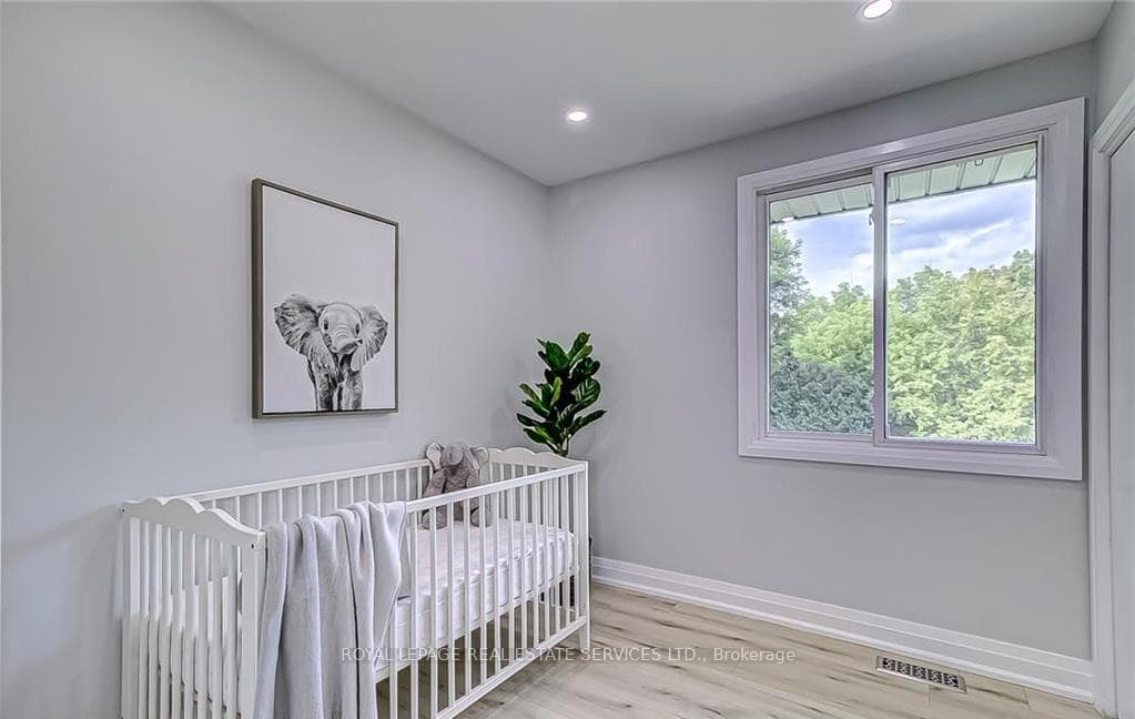 40 Ewing Street photo 17