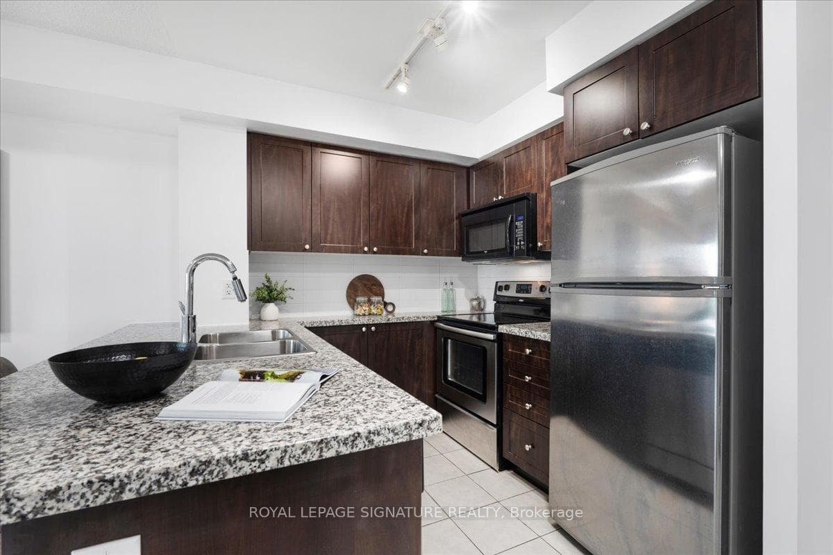 1235 Bayly Street Unit 407 photo 3