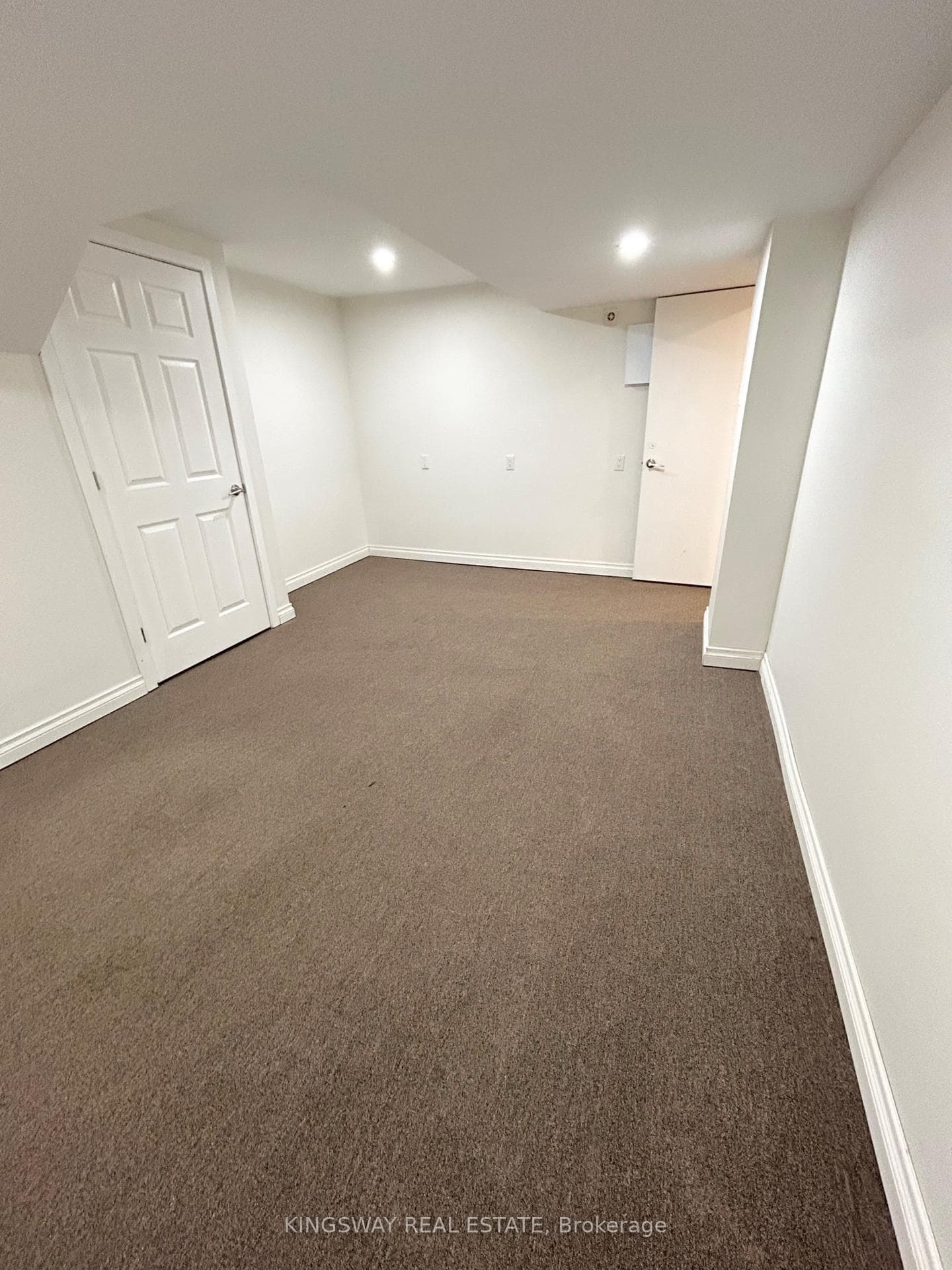 9 Koos Road photo 6