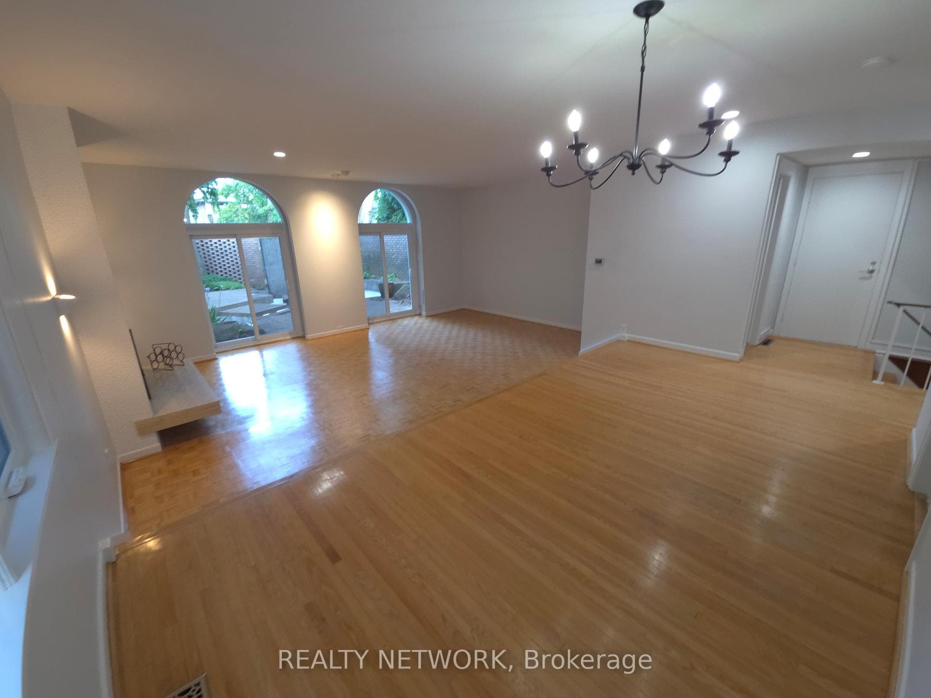 89 Elmsthorpe Avenue photo 11