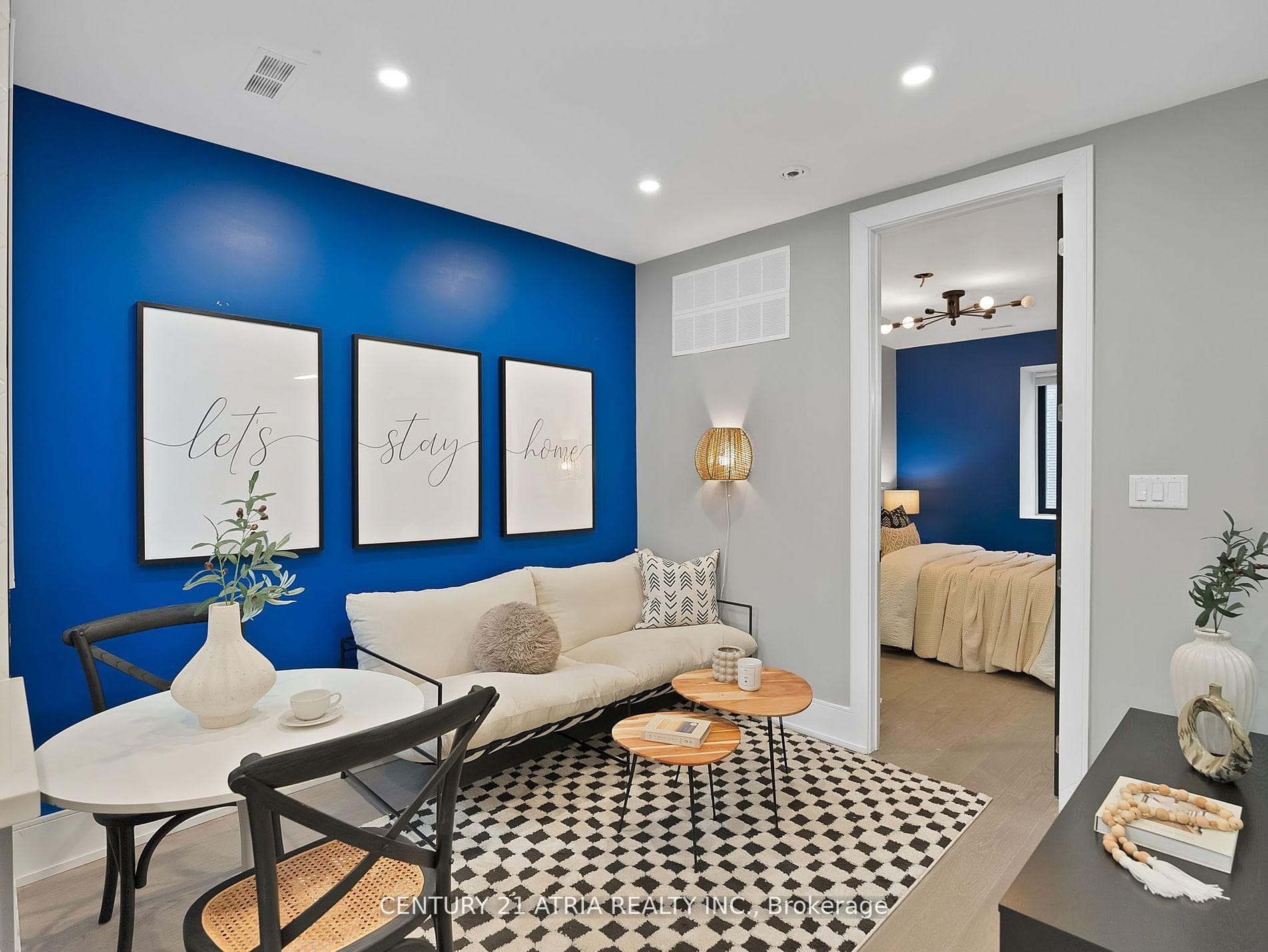 15 Rebecca Street photo 6