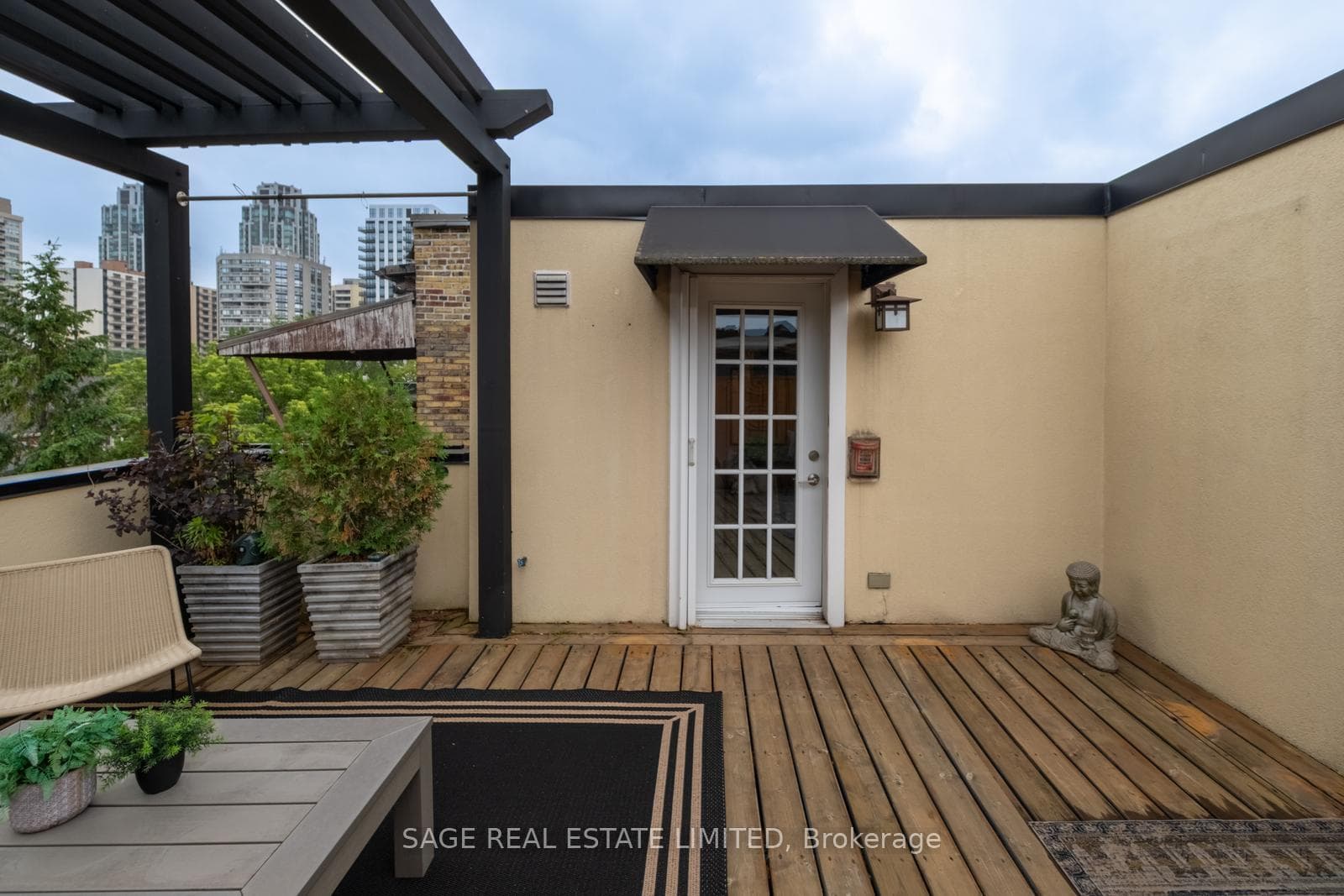 319 Lonsdale Road Unit 3D photo 42