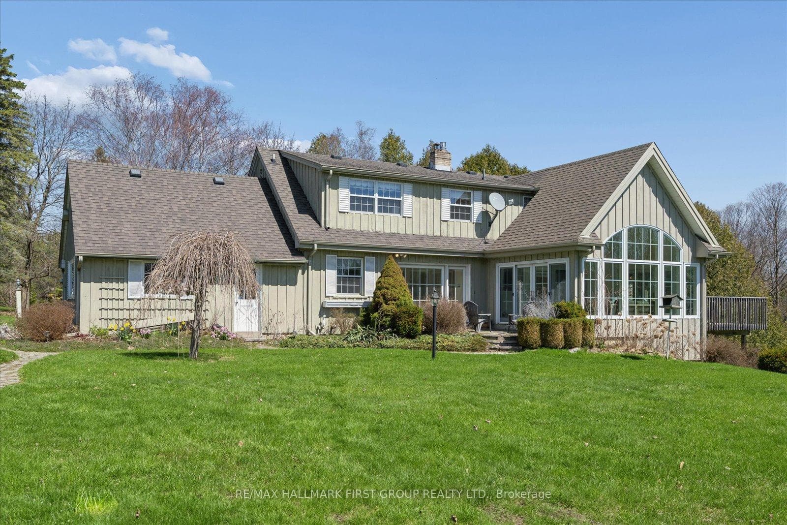525 Myrtle Road photo 42