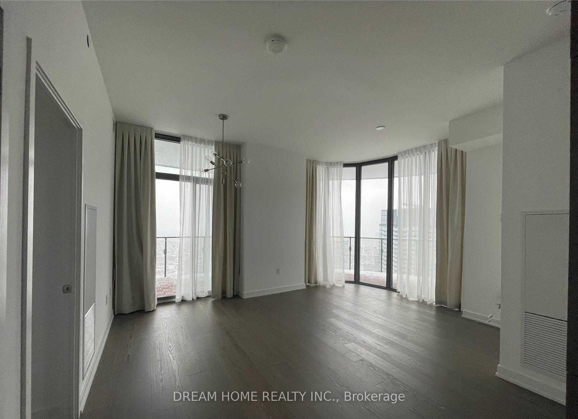 11 Wellesley Street Unit 5102 photo 11