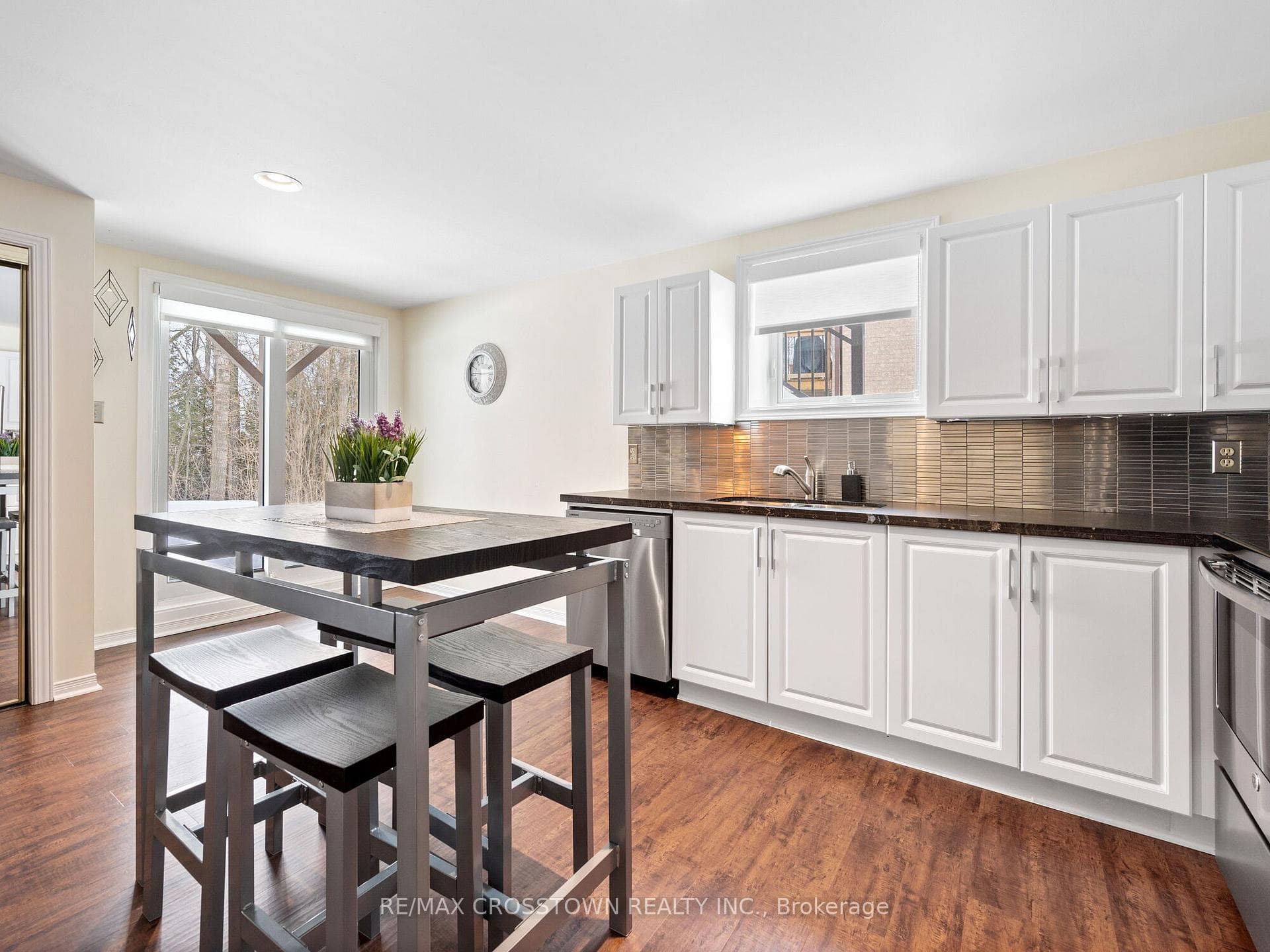 20 Valewood Drive photo 38