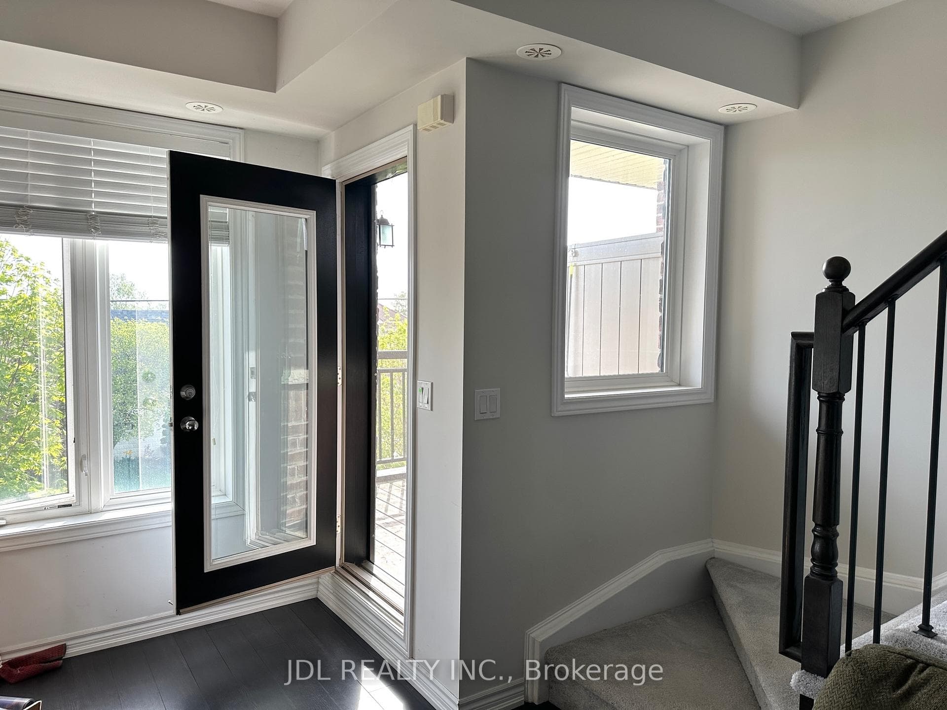 10 Carnation Avenue Unit #7 photo 6