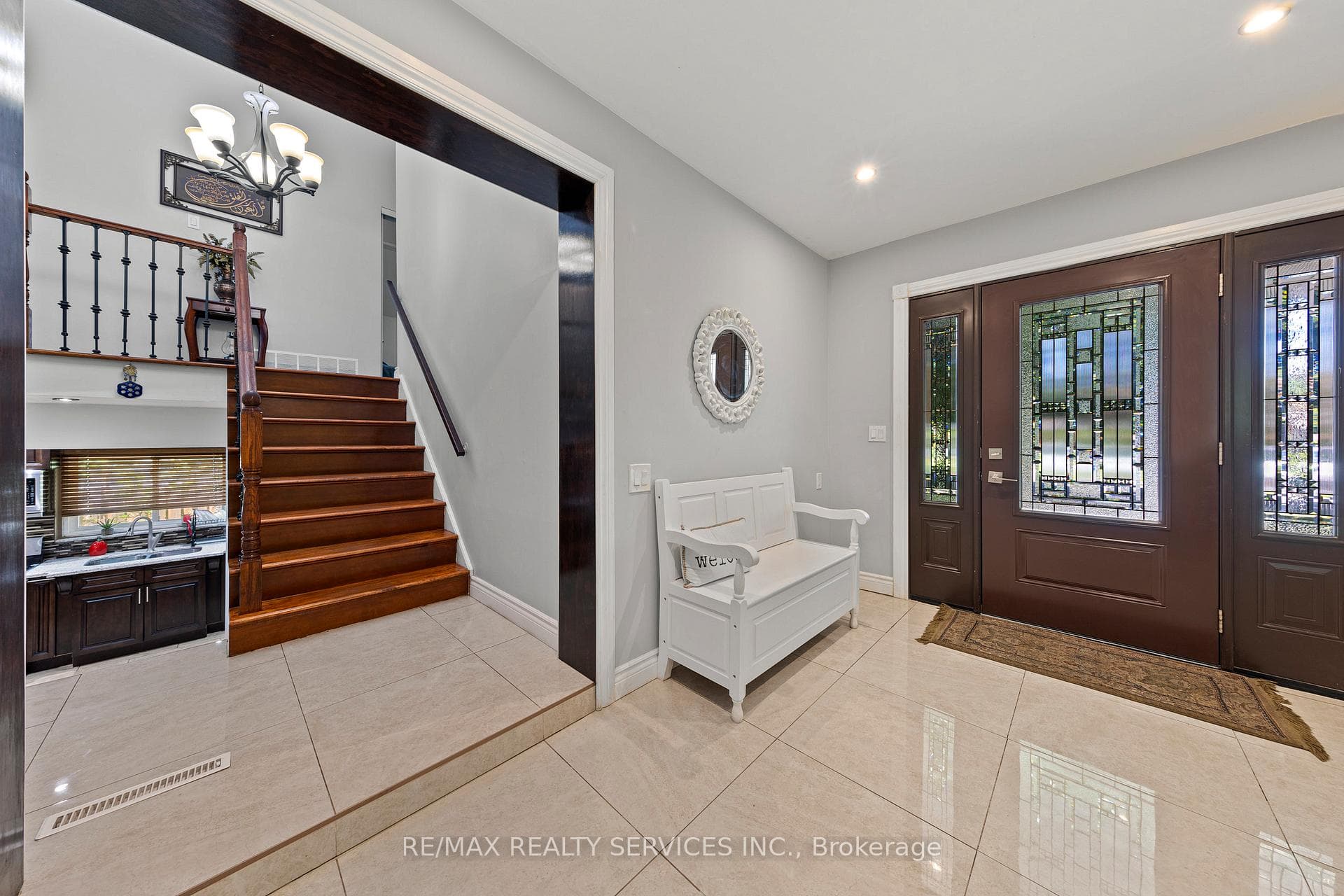 10 Rosswood Crescent photo 16