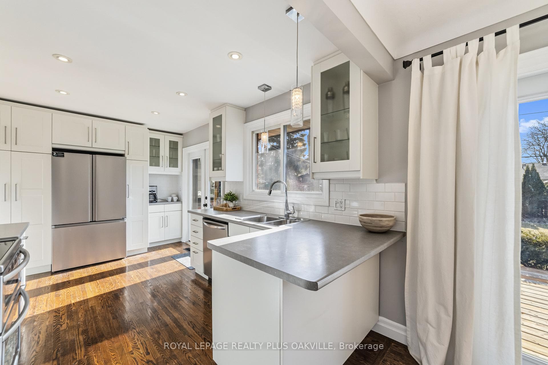5210 Meadowhill Road photo 11