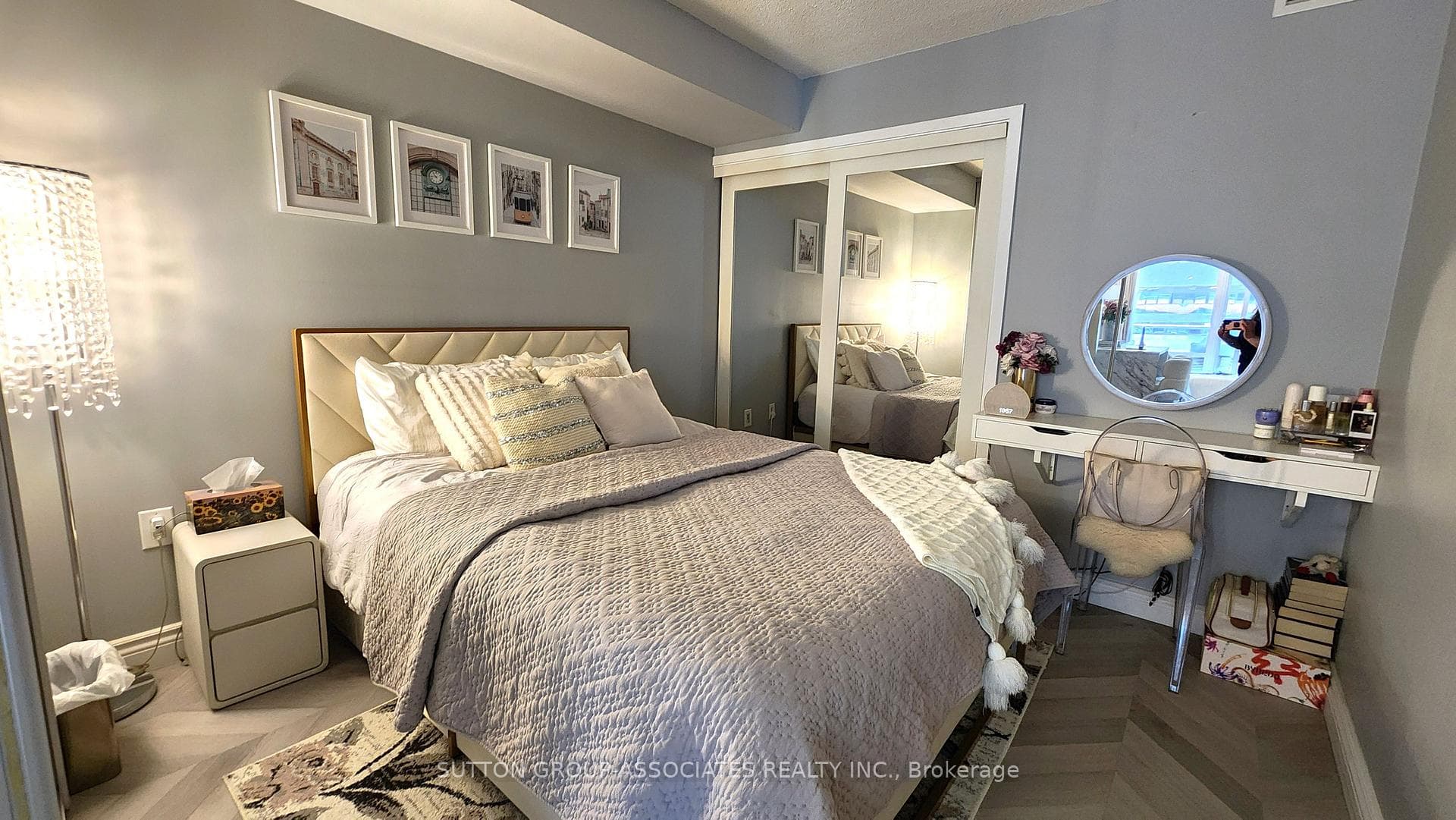 4K Spadina Avenue Unit 1012 photo 12