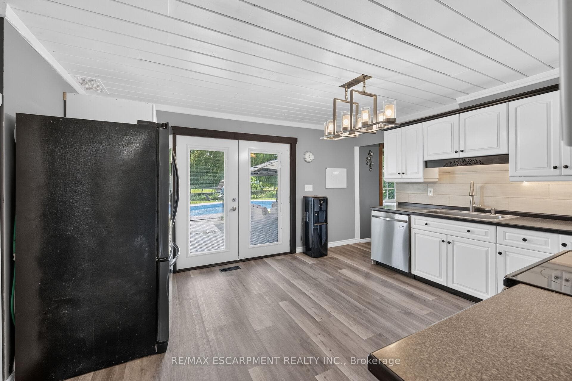 1284 Cheapside Road photo 19