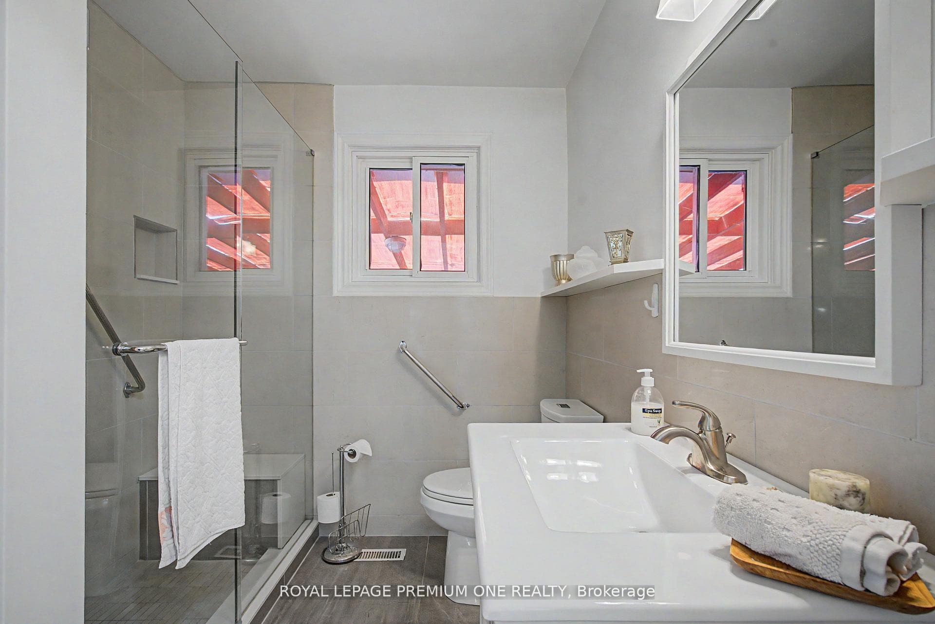 44 Ellerby Square photo 19