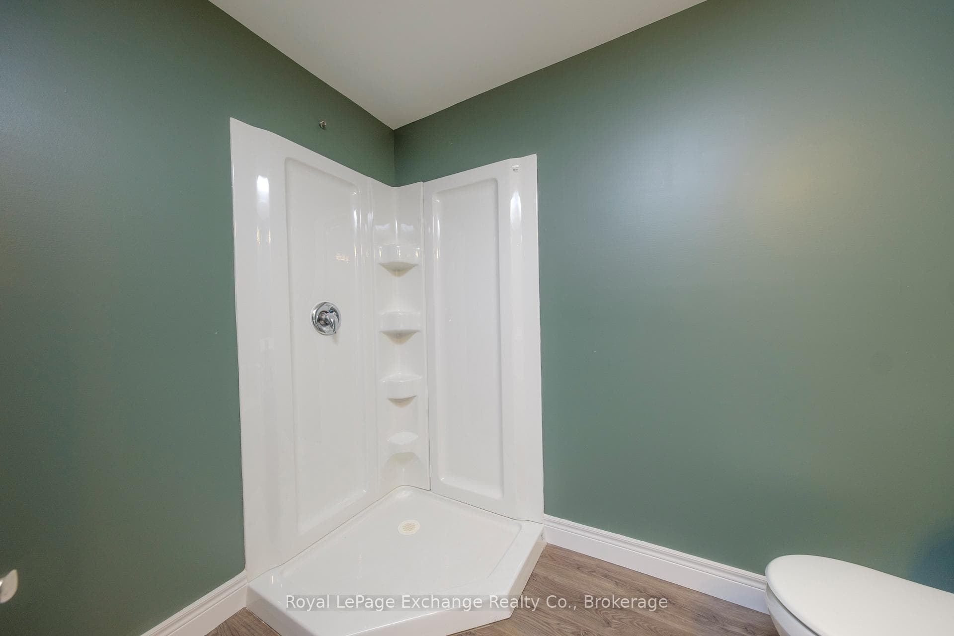 218 Wieck Boulevard photo 33