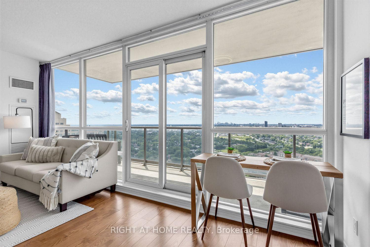 2240 Lake Shore Boulevard Unit 3104 photo 11
