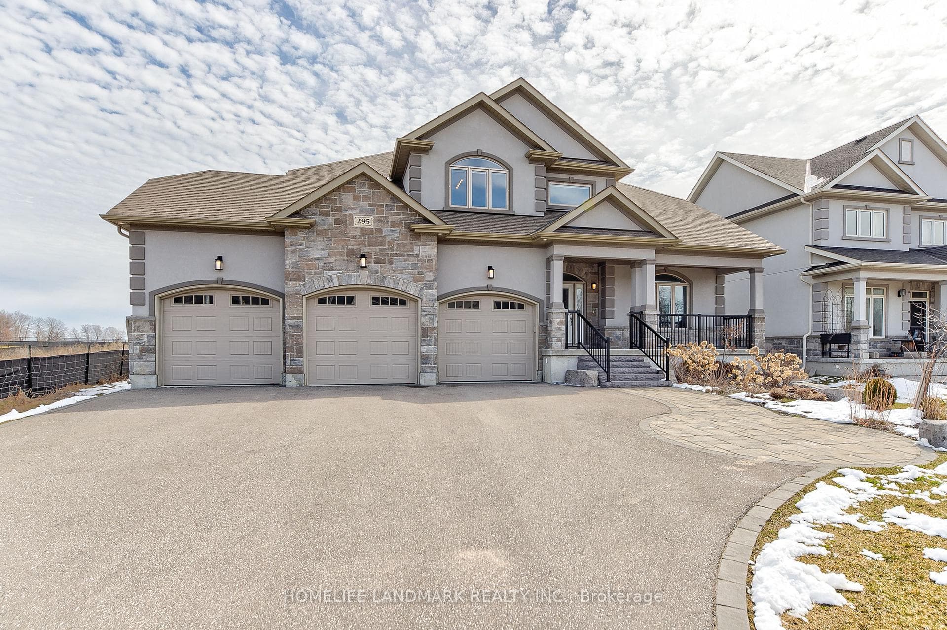 295 Sunnybrae Avenue photo 2