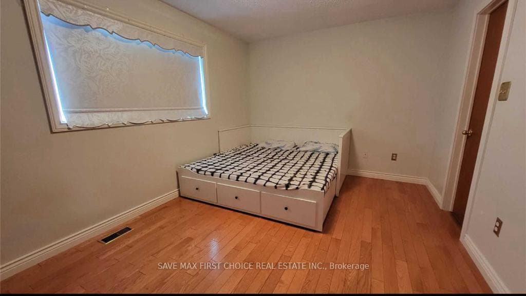 10 Torada Court photo 9