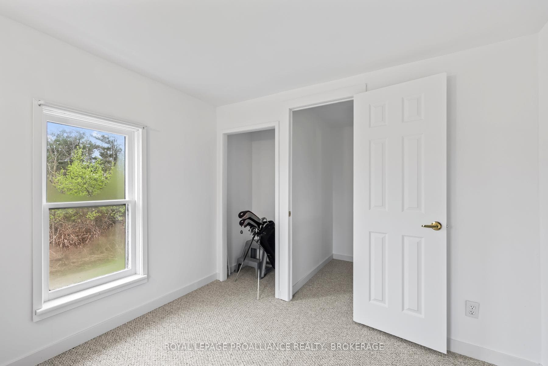 1179 Godfrey Road photo 24