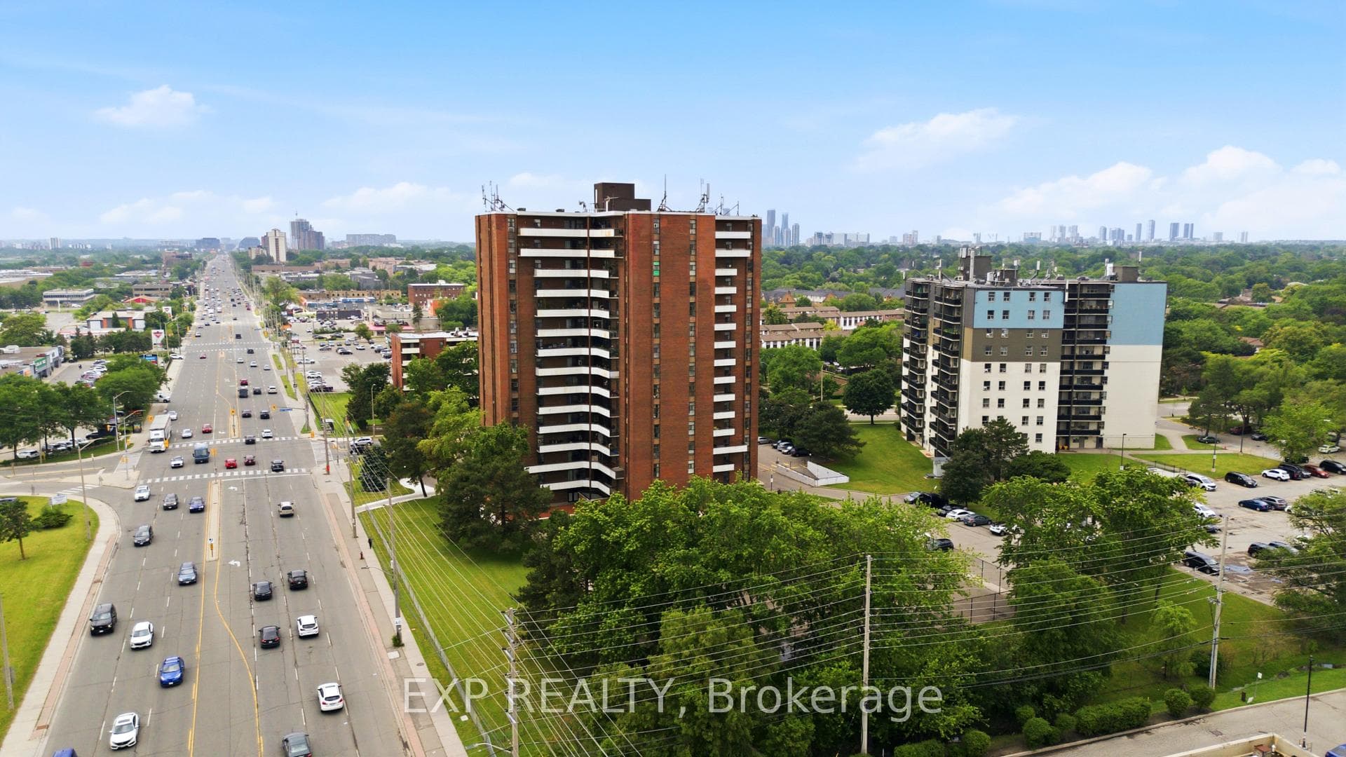 3025 Queen Frederica Drive Unit 201 photo 4