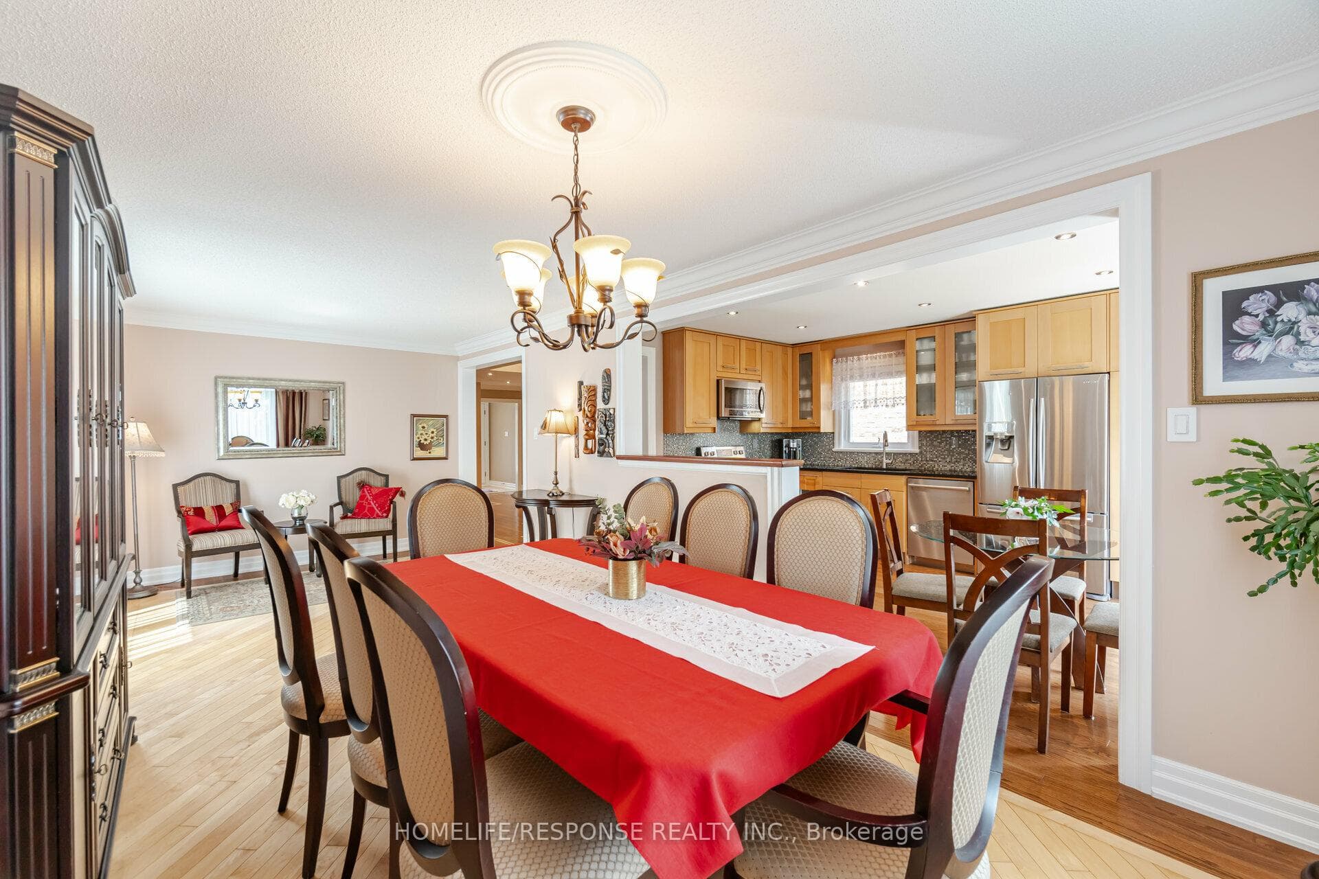 3390 BERTRAND Road photo 11