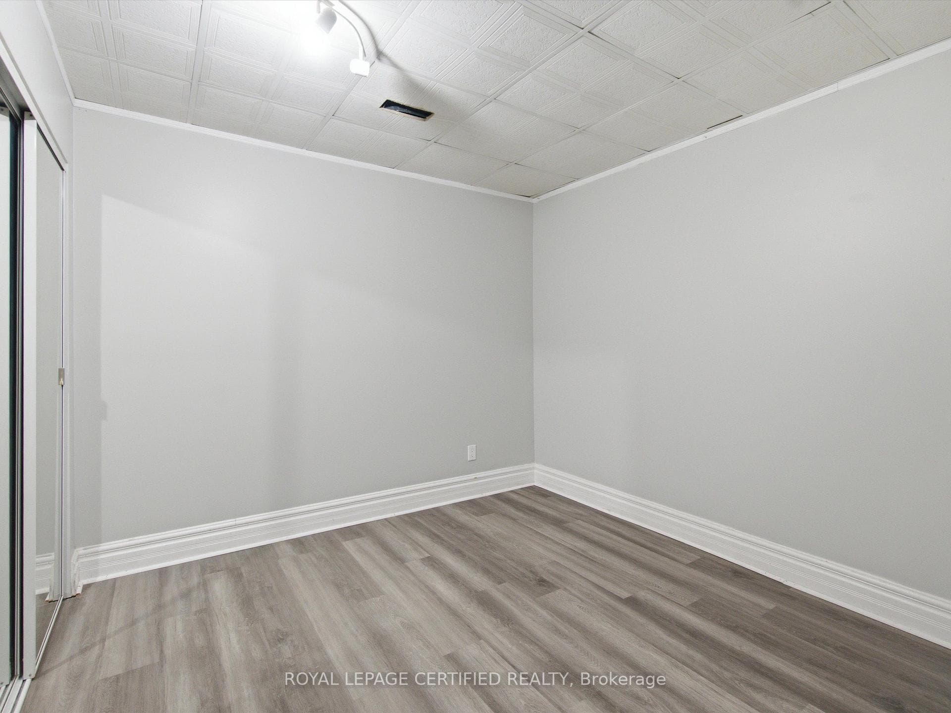 288 Irene Drive photo 41