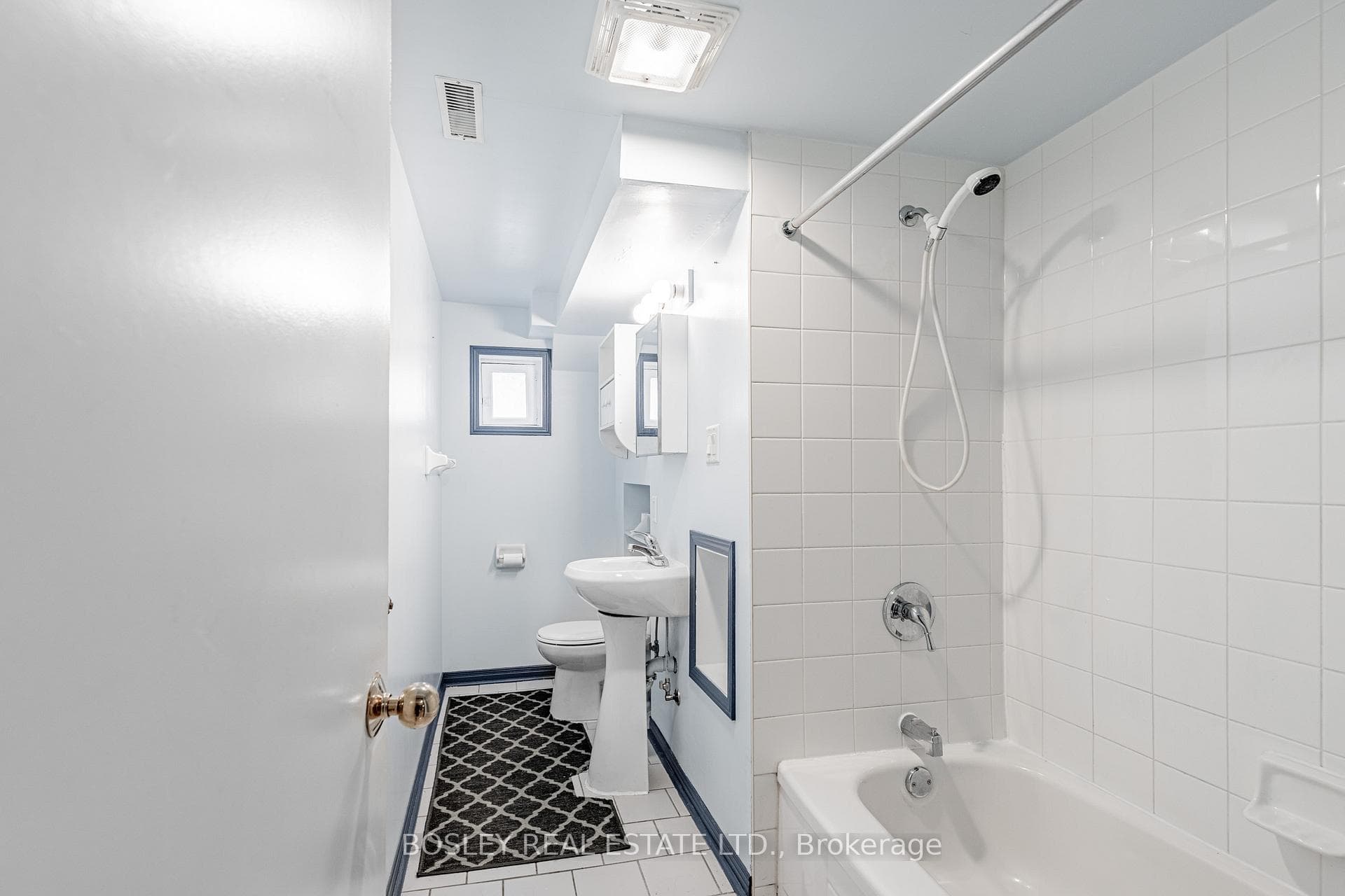 41 Bainbridge Avenue photo 20