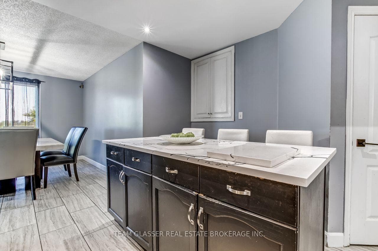 23999 Mayfair Road photo 15