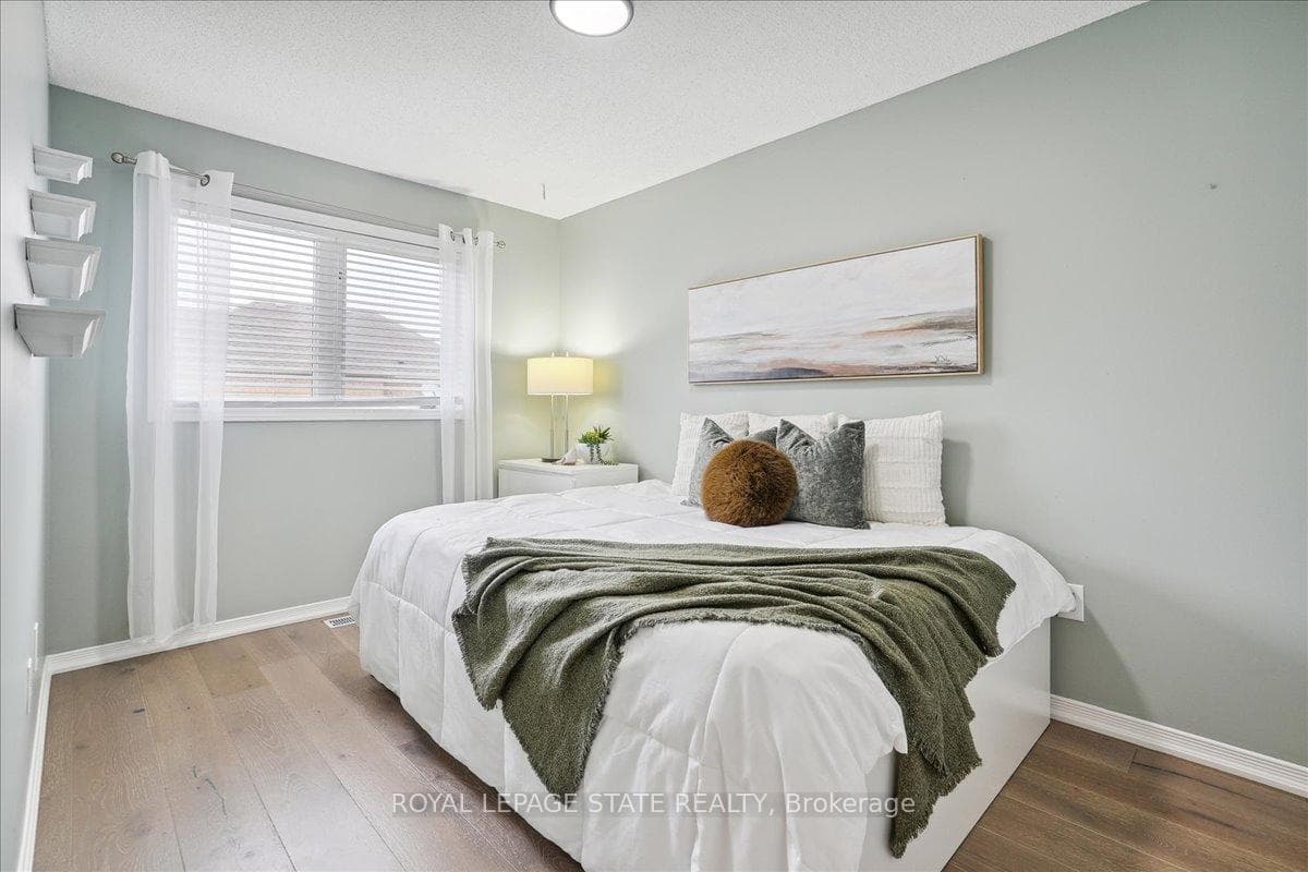 149 Springstead Avenue photo 22